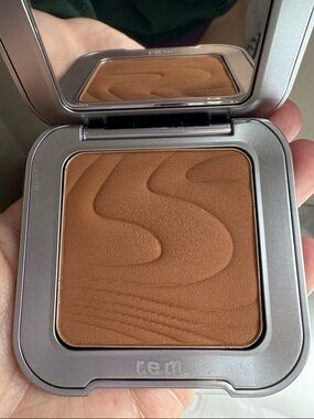 5/$60 r.e.m. beauty Hypernova Satin Matte Bronzer Blazed Luxury Makeup